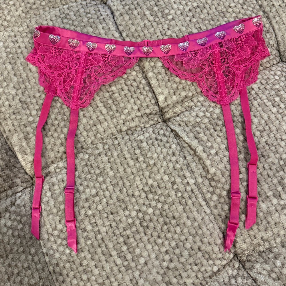 Victoria's Secret Very Sexy Heart Shine Strap Pink Lace Garter Belt